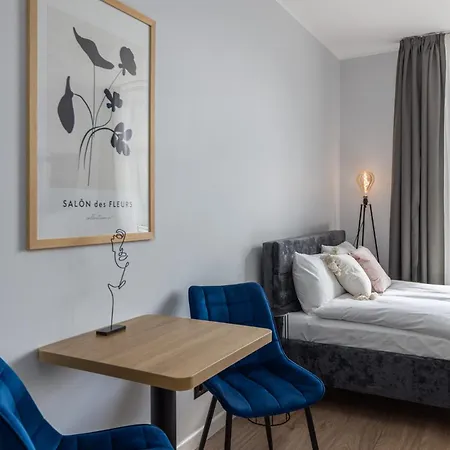 Hideaway In The Heart Of Old Town Streets * ריגה
